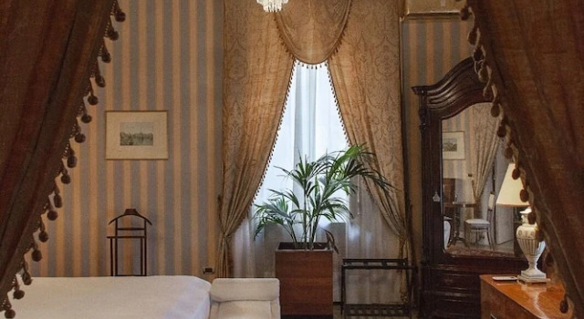 Royal Zimmer Palazzo Cherubini-Pools & Wellness