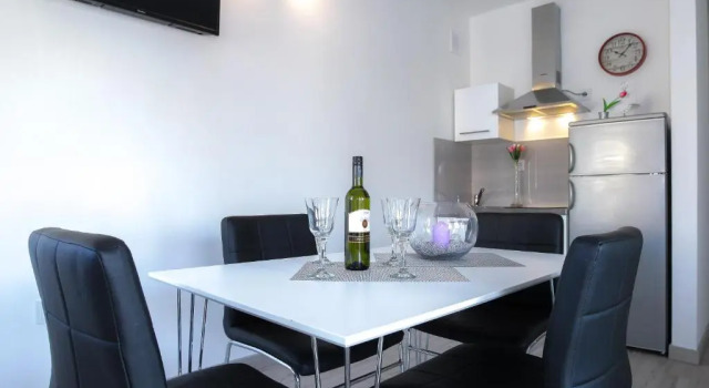 Апартаменты Comfort Privilege Pool Apartments