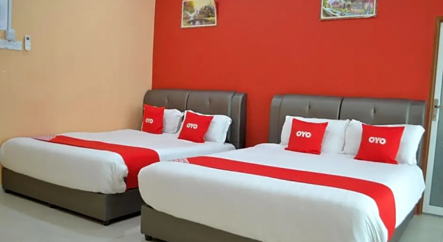 Люкс Hotel Puteri Miqaila