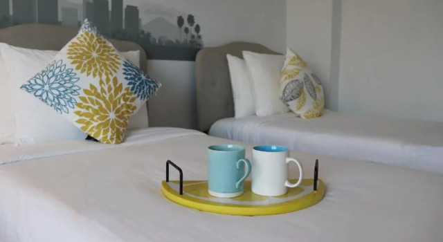 Номер Standard Hometel Suites