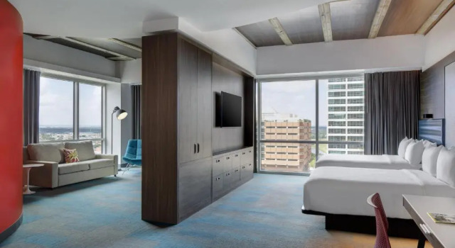 Четырёхместный люкс Aloft by Marriott Fort Worth Downtown