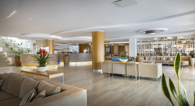 Fortuna Island Hotel, Đặt Khách sạn Khách sạn ở Poreč Riviera có hồ bơi, Hồ bơi