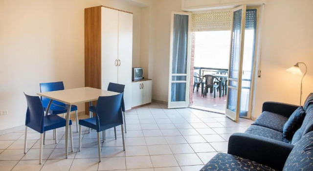 M31 - Marcelli, nuovo monolocale fronte mare con terrazzo, Rezervovat Hotel Marcelli 