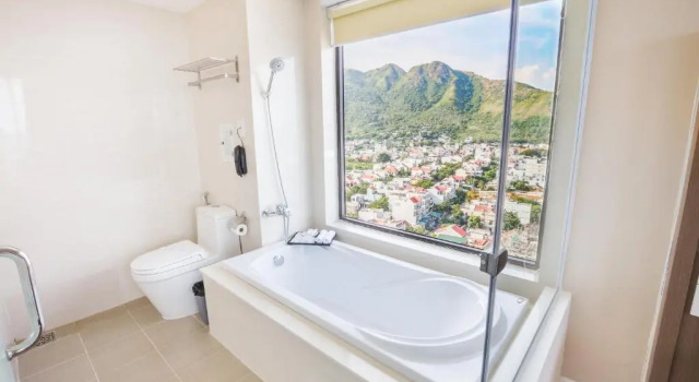 Двухместный номер Executive с балконом и с видом на море King Town Grand Hotel & Wedding Center