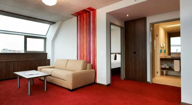 Suite Simms Hotel - cityhotel next to Metro U3