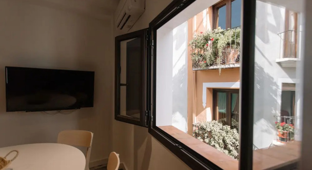 Номер Comfort La Vila Hort by Seaward Suites