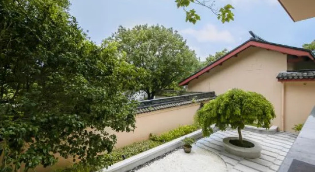 Люкс Putuo Mountain Healray Chinese Inn