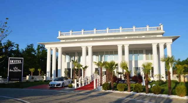 Queen Vali Palace, Reserva ahora Hotel Prilepnica Gjilan County