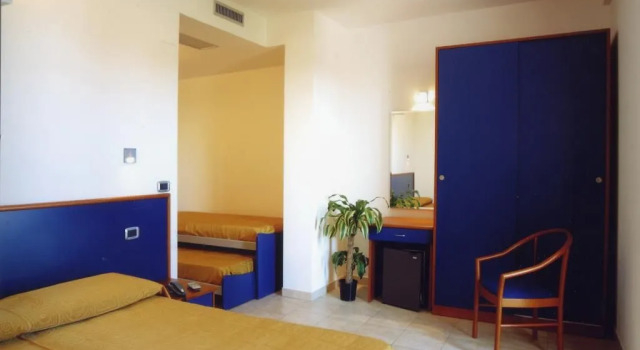 Hotel Smeraldo, Book Hotel Tortoreto Lido 