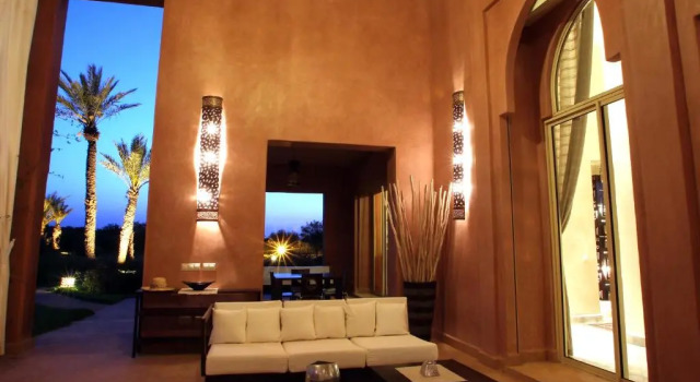 Dar Kamango - Marrakech Peaceful Retreat, Забронировать Отель Отели Марракеш-Тенсифт-Эль-Хауз с парковкой, Парковка