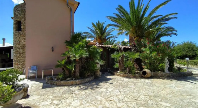 Villa Petra Scopello