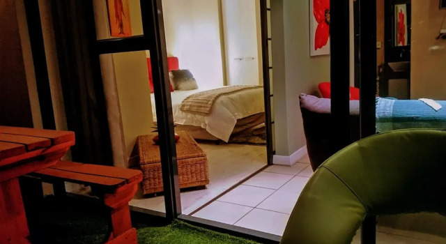 Апартаменты Cape Town Apartment with balcony