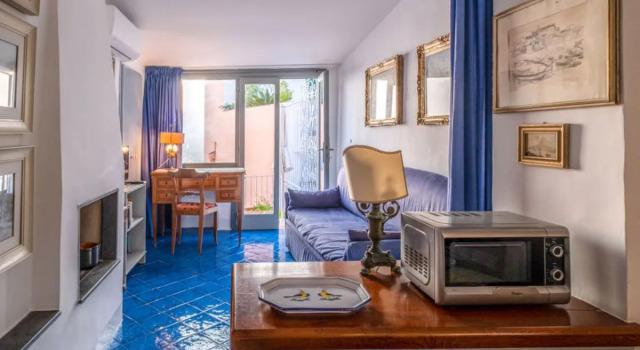 Lo Scuopolo 16039, Buchen Sie Hotel Ischia Ischia