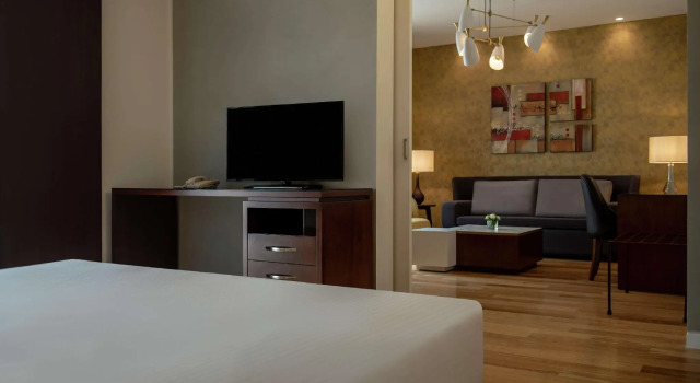 Люкс Hilton Beirut Downtown