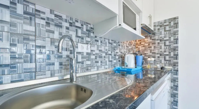 Апартаменты Crowonder Luxury Vir- 6 New Apartments for Families with Playground for Kids