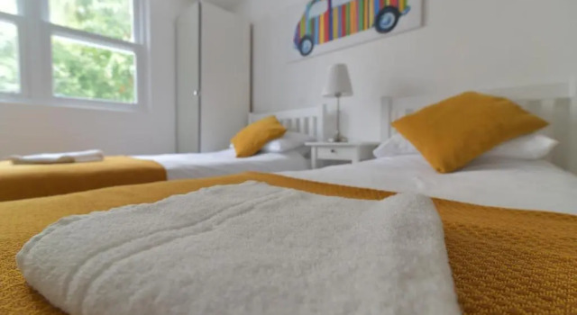 Beach Central with Allocated Parking and Patio, Забронировать Апартаменты/квартира Апартаменты Исторического графства Суссекса, Апартаменты/квартира