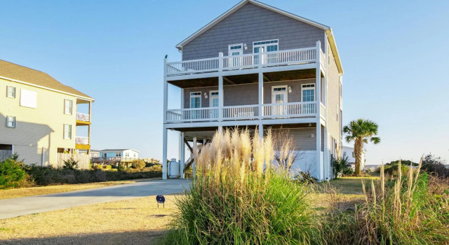 Angel's Rest by Oak Island Accommodations