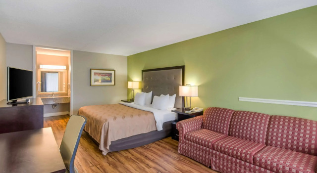 Quality Inn Roanoke Airport