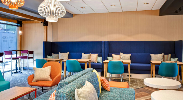 Tru By Hilton Louisville Airport, Boek Hotel Hotels in Kentucky met parkeren, Parkeren