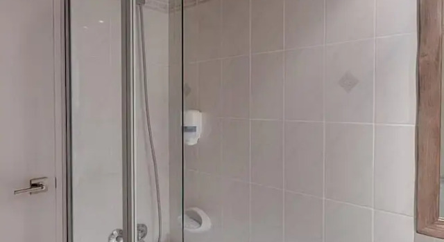 Четырёхместный семейный номер Standard Hotel Ribaeta