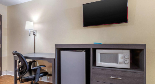 Standard Vierer Zimmer Econo Lodge