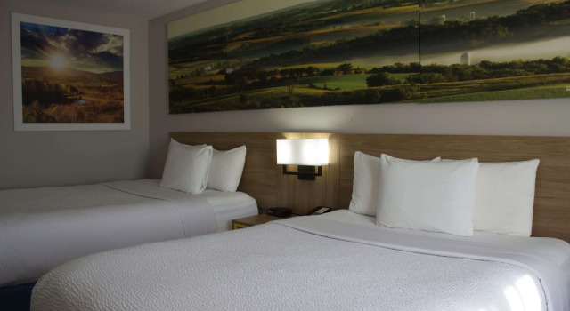Days Inn by Wyndham Colby