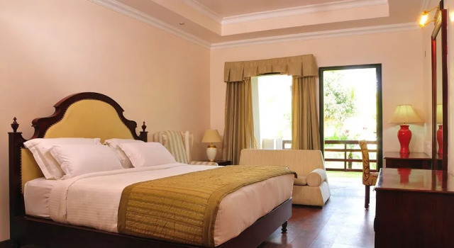 Le Roi - A Health Retreat, Rezerwuj Hotel Hotele w Uttarakhand z basenem, Basen
