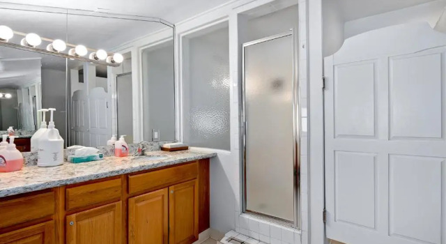 Кровать в общем номере St Moritz Lodge and Condominiums