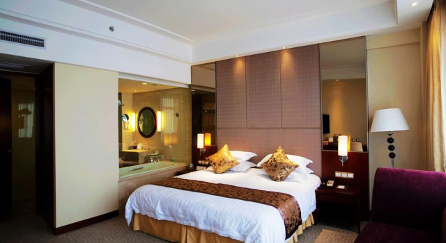 Номер Premium Longting New Century Hotel Qiandao Lake