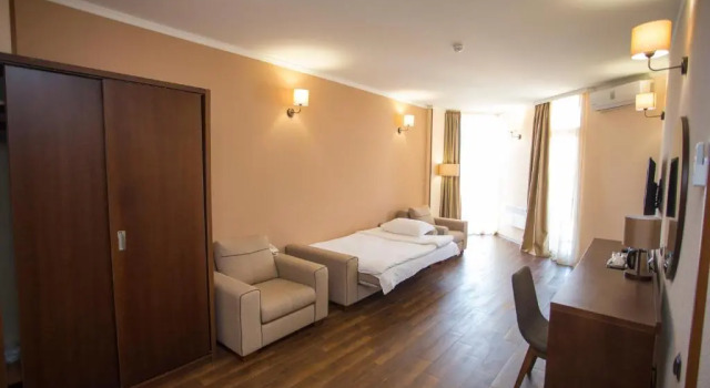 Люкс Отель Corner Inn
