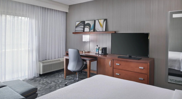 Двухместный номер Standard с видом на внутренний двор Courtyard Chicago Oakbrook Terrace