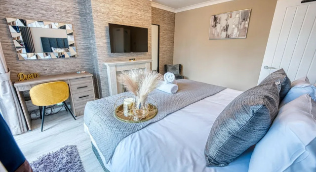 Hytte med haveudsigt Maple House