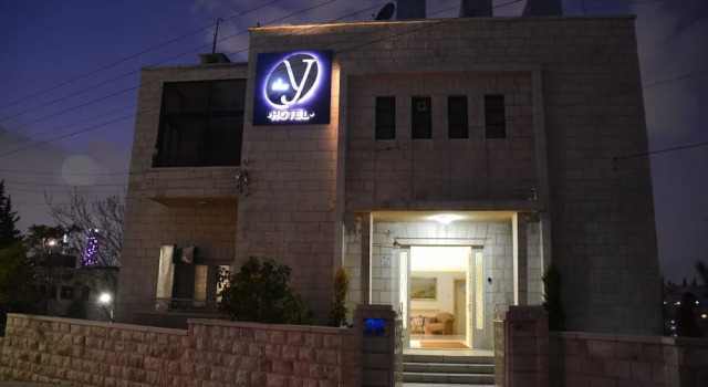 The Y Hotel, Забронировать Отель Отели Аммана 3 звезды, рядом с Grand Cinema, 3*