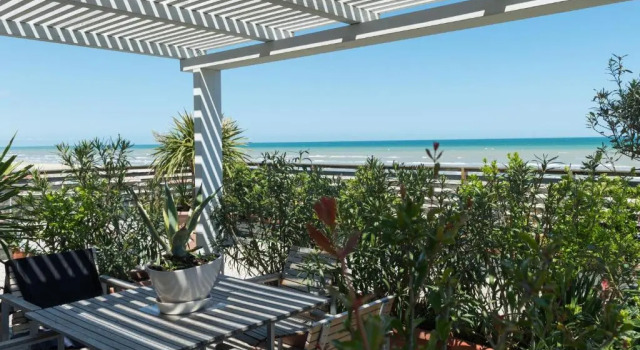 Одноместный номер Standard с видом на море Kiss Beachfront Hotel & Restaurant
