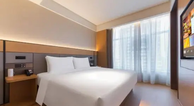 Люкс Deluxe JI Hotel (Tianjin Meijiang Convention Center Changling Road Subway Station)