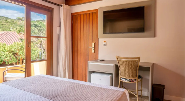 Люкс с видом на бассейн Hotel Atalaia Do Mariscal