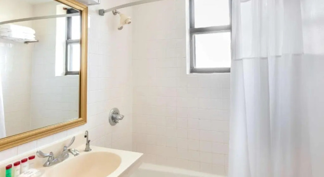 Двухместный номер Ramada by Wyndham Jersey City
