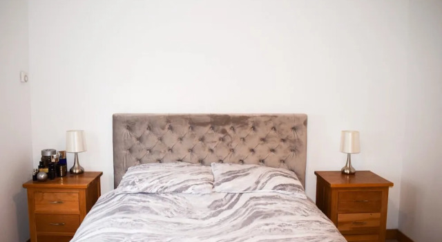 Modern 2 Bedroom Property With Balcony, Prenota Appartamento Hotel a Midlothian con parcheggio, Parcheggio