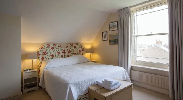 Двухместный номер Standard Мансарда Overtown Manor Bed and Breakfast