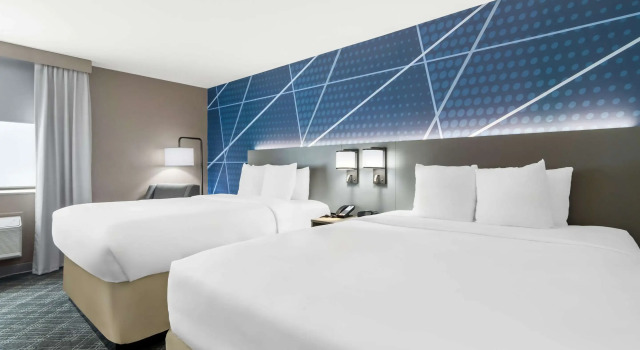 Четырёхместный номер Standard Comfort Inn Schereville
