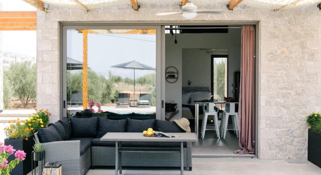 Irissa Suites, Prenota Appartamento Hotel a Peloponneso con parcheggio, Parcheggio