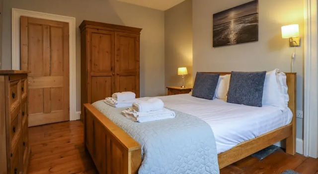 Number Seventeen, Buchen Sie Ferienhaus Hotels in Schottland mit Parkplatz, Parkplätze
