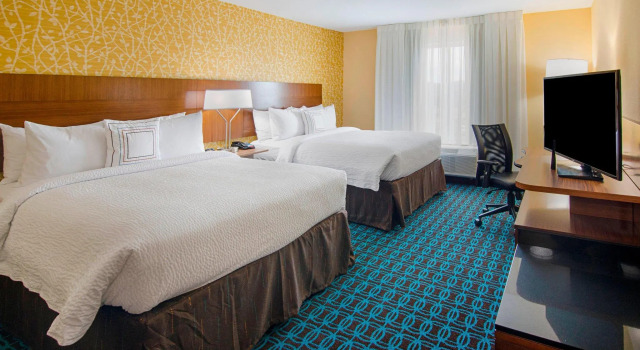 Четырёхместный номер Standard Fairfield Inn & Suites by Marriott Abingdon