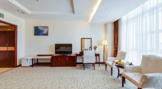 Люкс Business Shanfei Huizhan Center Hotel