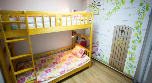 Apple Guesthouse