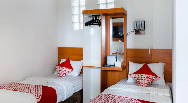 Двухместный номер Standard Hotel O Mandiri Guest House Syariah