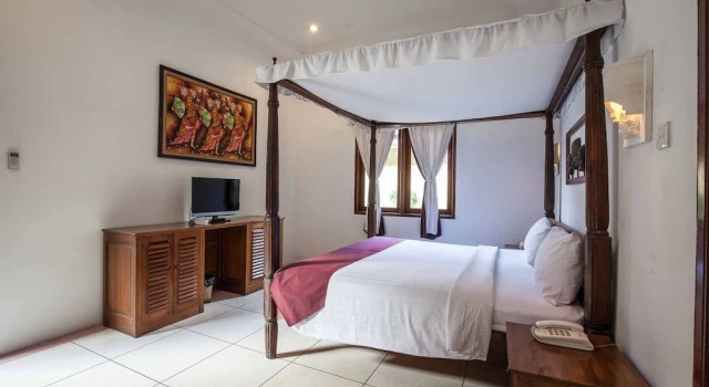 9-BR Private Pool Villa Walk to Seminyak Beach, Rezervovat Vila Chaty v Bali, Chalupa