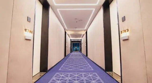 Lanze Water House Hotel, Prenota Hotel Hotel a Henan con parcheggio, Parcheggio