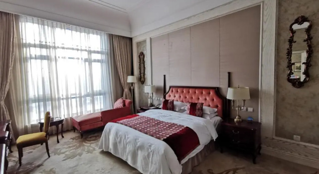 Люкс Premier Harbin Sun Island Garden Hotel
