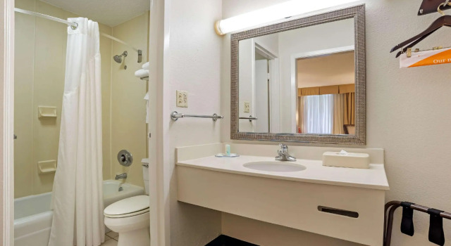 Двухместный номер Standard Quality Inn Baton Rouge East I-12